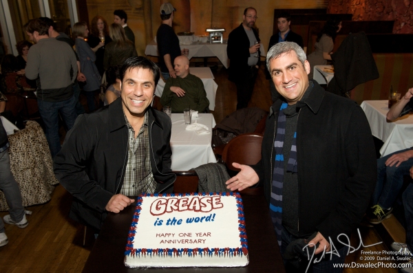 Dominic Fortuna and Taylor Hicks Photo