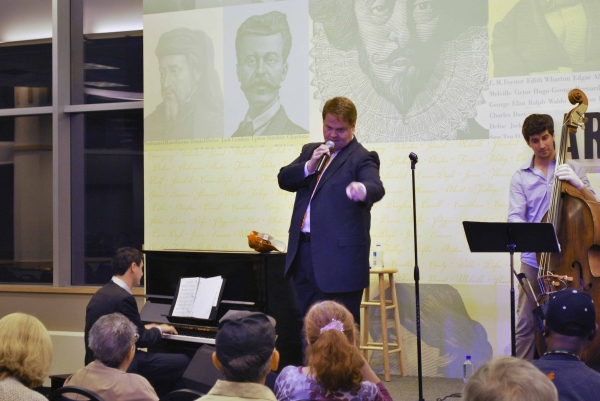 Photo Coverage: Twyla Tharp and John Tracey Egan at Barnes & Noble Image