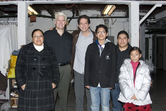 Photo Coverage: SUPERIOR DONUTS Greets Francisco Hernandez and Family Image