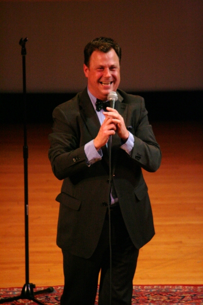Photo Coverage: Transport Group Honors McNally & Mantello at 'Gimme A Break!' Benefit Image