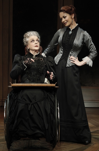 Photo Flash: More Production Photos of A LITTLE NIGHT MUSIC Revealed! Image