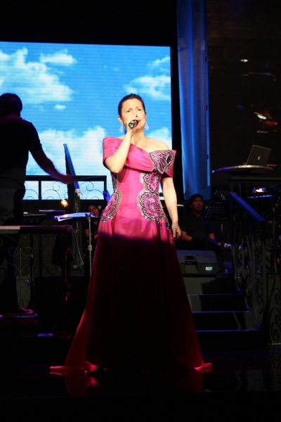 Photo Coverage: Lea Salonga's YOUR SONGS Concert Image
