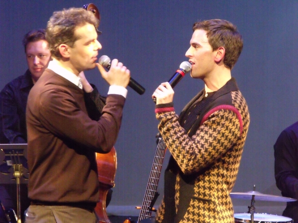 Photo Coverage: Daniel Reichard's 'Gettin' on the Good List' Christmas Show Image