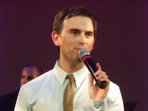 Photo Coverage: Daniel Reichard's 'Gettin' on the Good List' Christmas Show Image