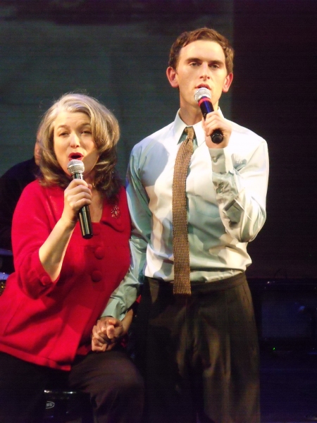 Photo Coverage: Daniel Reichard's 'Gettin' on the Good List' Christmas Show Image