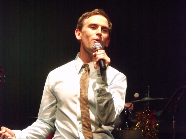 Photo Coverage: Daniel Reichard's 'Gettin' on the Good List' Christmas Show Image