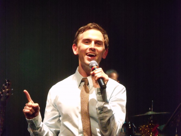 Photo Coverage: Daniel Reichard's 'Gettin' on the Good List' Christmas Show Image