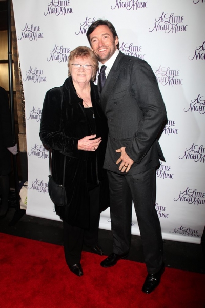 Hugh Jackman with his mother in-law
 Photo