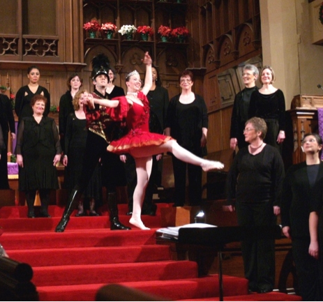 Photo Flash: Vox Femina Gets Their Yule On Image