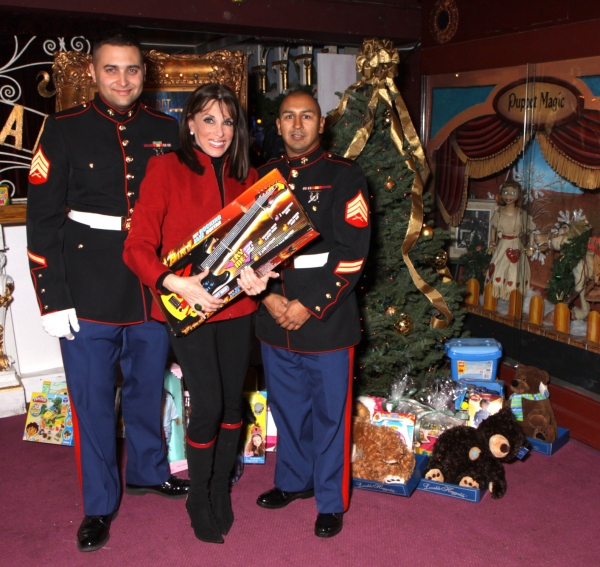 Sgt Trimber and Sgt Hernandez with Kate Linder Photo