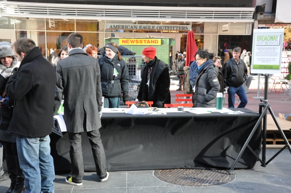 Photo Coverage: Broadway Green Alliance E-Waste Collection Image