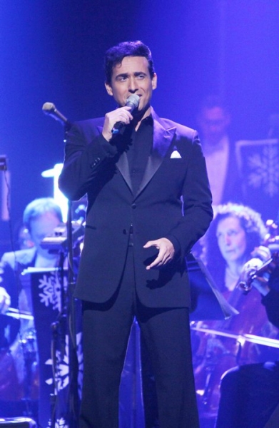 Exclusive Performance Coverage: Il Divo & Kristin Chenoweth Holiday Concert Image