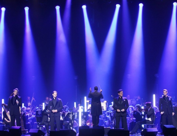 Exclusive Performance Coverage: Il Divo & Kristin Chenoweth Holiday Concert Image