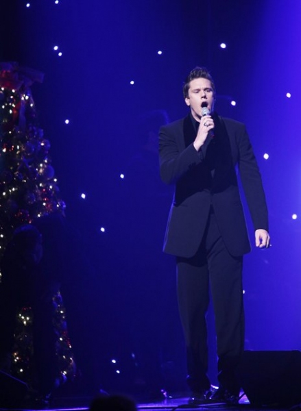 Exclusive Performance Coverage: Il Divo & Kristin Chenoweth Holiday Concert Image