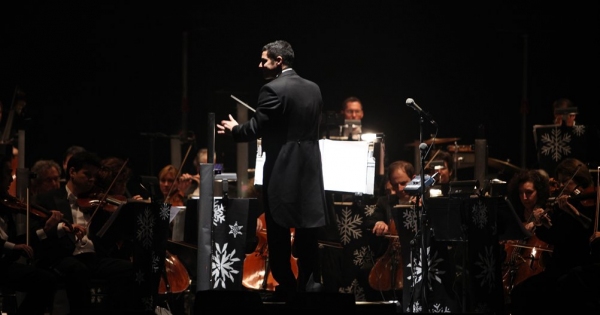 Exclusive Performance Coverage: Il Divo & Kristin Chenoweth Holiday Concert Image