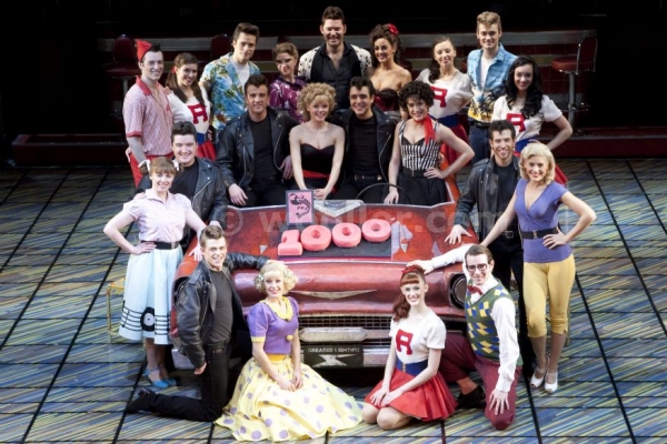 Photo Flash: GREASE Celebrates 1000th Performance In London Image