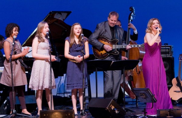 Photo Coverage: Rondi Charleston & Friends Holiday Show At Westport Country Playhouse 