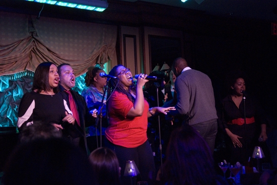 Photos: Mraz & More Sing for True Colors Image