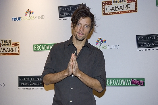 Photos: Mraz & More Sing for True Colors Image