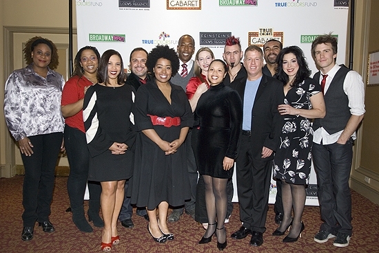Photos: Mraz & More Sing for True Colors Image