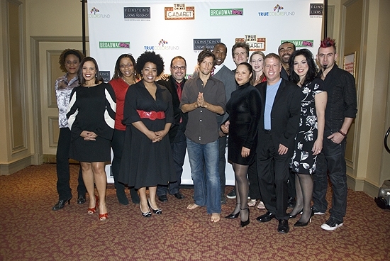 Photos: Mraz & More Sing for True Colors Image