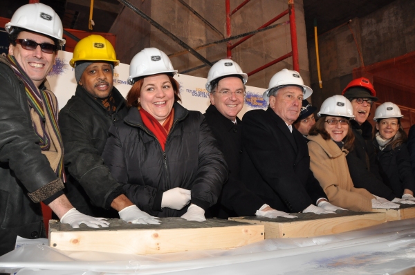 Tony Kushner, Ruben Santiago-Hudson, Speaker Christine Quinn, Jim Houghton, Mayor Mic Photo