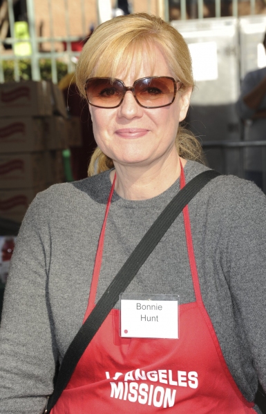 Photo Coverage: Corbin Bleu & More Spend Christmas Eve at the L.A. Mission Image