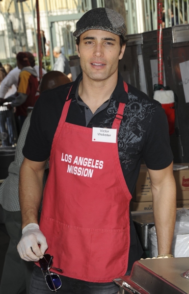 Photo Coverage: Corbin Bleu & More Spend Christmas Eve at the L.A. Mission Image
