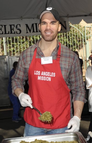 Photo Coverage: Corbin Bleu & More Spend Christmas Eve at the L.A. Mission Image