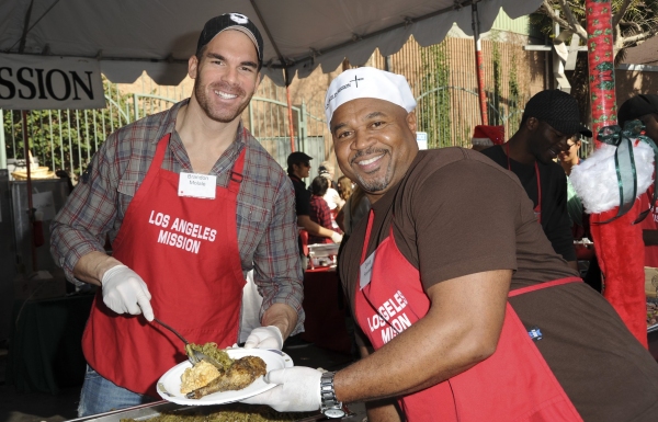 Photo Coverage: Corbin Bleu & More Spend Christmas Eve at the L.A. Mission Image