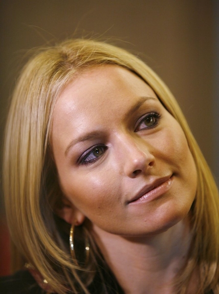 Photos: In The SPOTLIGHT Tribute- The Women of 2009 Image