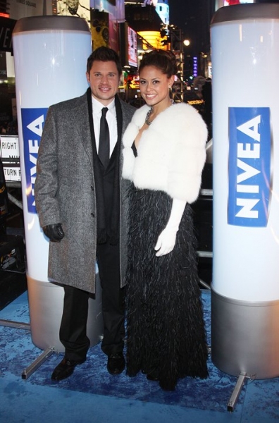 Photo Coverage: HAIR Cast & More Perform at New Year's Eve in NYC! Image