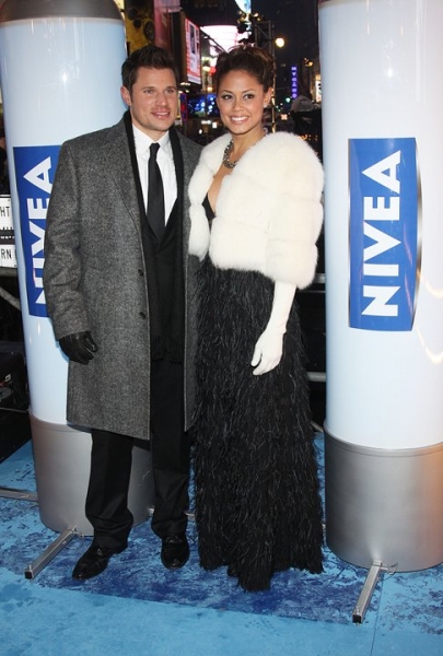 Photo Coverage: HAIR Cast & More Perform at New Year's Eve in NYC! Image