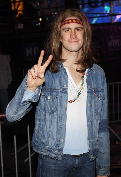 Photo Coverage: HAIR Cast & More Perform at New Year's Eve in NYC! Image