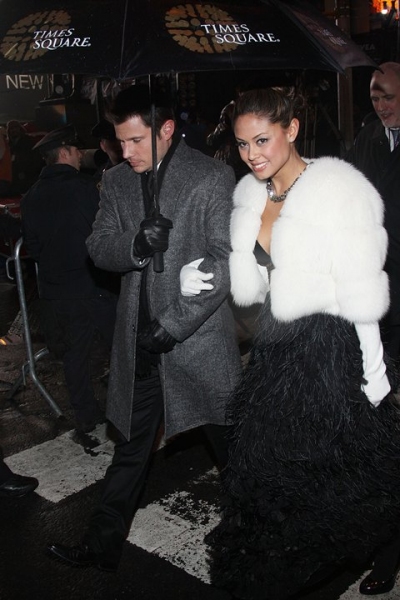 Photo Coverage: HAIR Cast & More Perform at New Year's Eve in NYC! Image