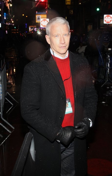 Photo Coverage: HAIR Cast & More Perform at New Year's Eve in NYC! Image