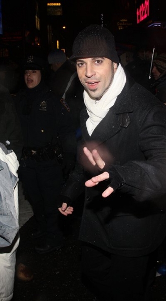 Photo Coverage: HAIR Cast & More Perform at New Year's Eve in NYC! Image