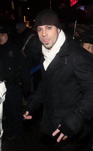 Photo Coverage: HAIR Cast & More Perform at New Year's Eve in NYC! Image