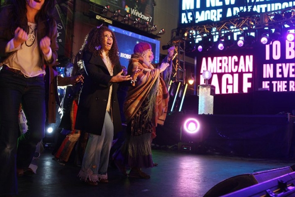 Photo Coverage: HAIR Cast & More Perform at New Year's Eve in NYC! Image