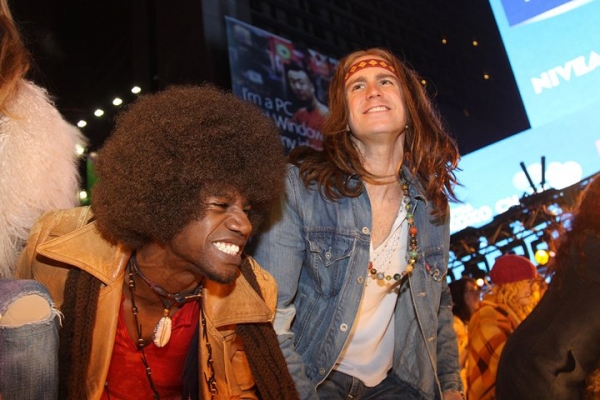 Photo Coverage: HAIR Cast & More Perform at New Year's Eve in NYC! Image