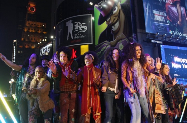 Photo Coverage: HAIR Cast & More Perform at New Year's Eve in NYC!  Image