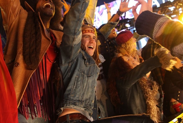 Photo Coverage: HAIR Cast & More Perform at New Year's Eve in NYC! Image