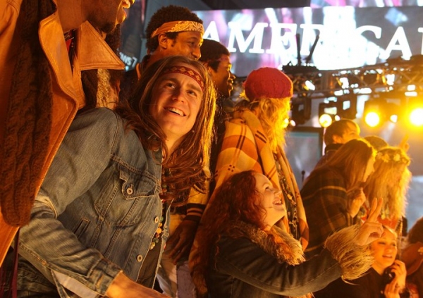 Photo Coverage: HAIR Cast & More Perform at New Year's Eve in NYC! Image