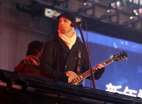 Photo Coverage: HAIR Cast & More Perform at New Year's Eve in NYC! Image