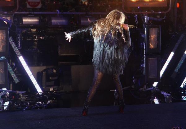 Photo Coverage: HAIR Cast & More Perform at New Year's Eve in NYC! Image