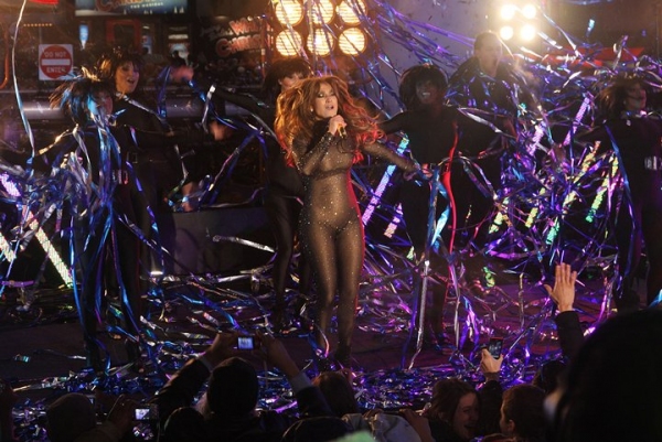Photo Coverage: HAIR Cast & More Perform at New Year's Eve in NYC! Image