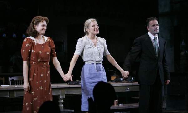 Photos: 2009 Curtain Call Flashback Image