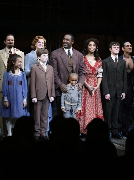 Photos: 2009 Curtain Call Flashback Image