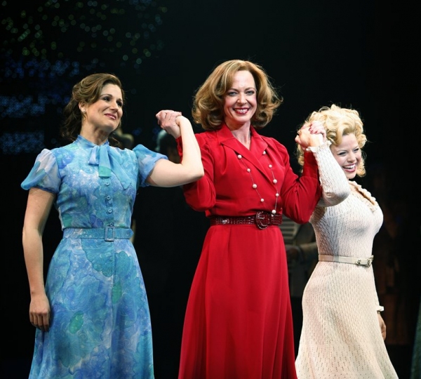 Photos: 2009 Curtain Call Flashback Image