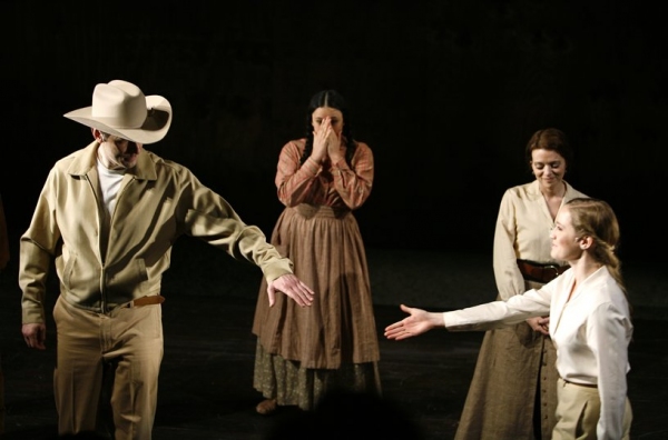 Photos: 2009 Curtain Call Flashback Image